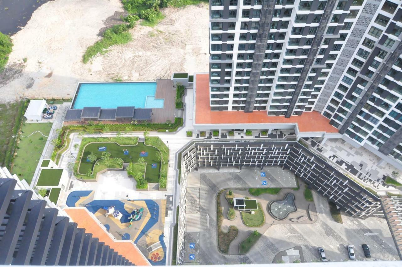 Kenwingston Square Garden By Idealhub Cyberjaya Eksteriør billede